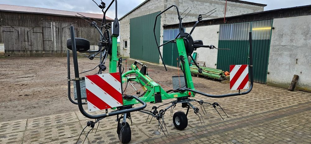 Przetrząsarka DEUTZ-FAHR CondiMaster 5221 *2015rok *(Kuhn,Pottinger)