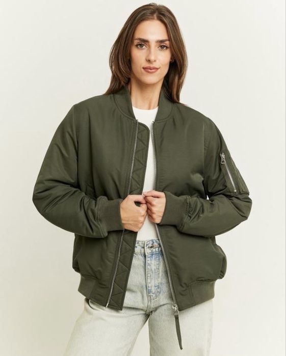 Бомбер куртка Ace