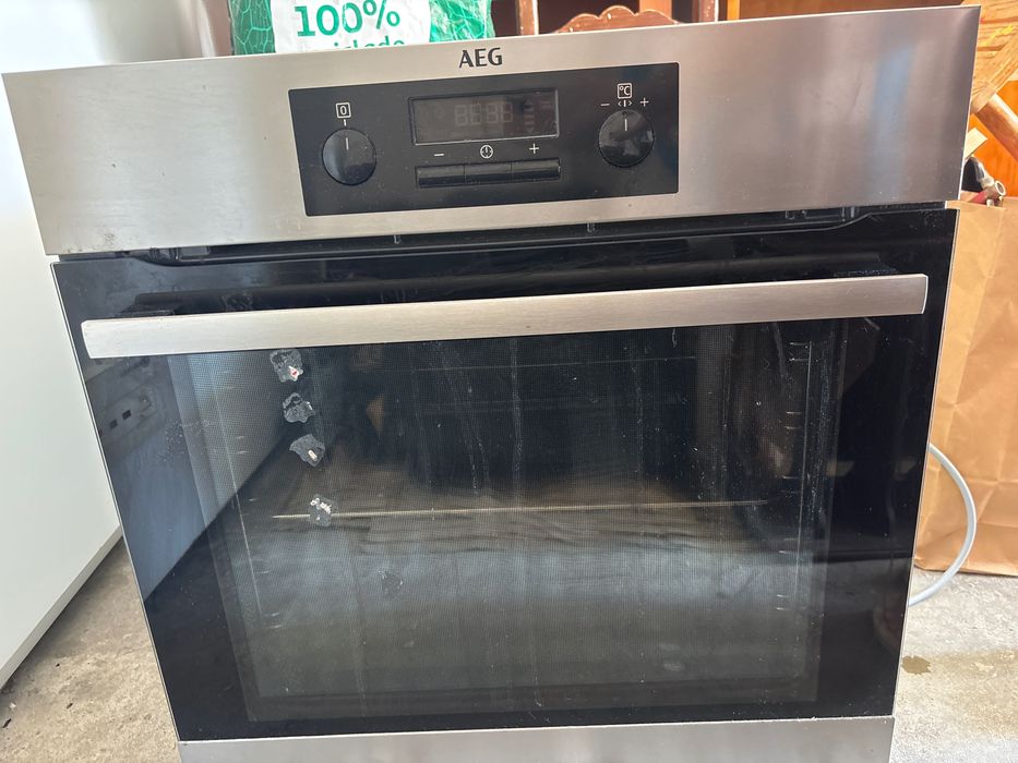 Vendo Forno Encastrável AEG BPB23112ZM