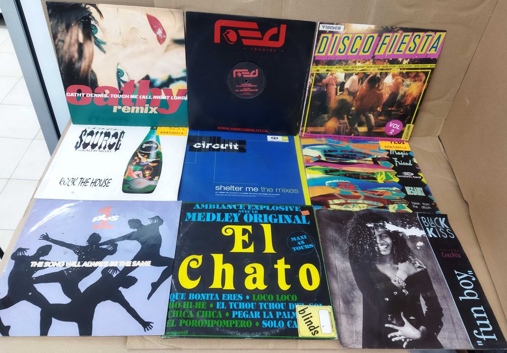 Vinil. Lote 48 Maxis Eletrônica, Techno, House, Italo disco.