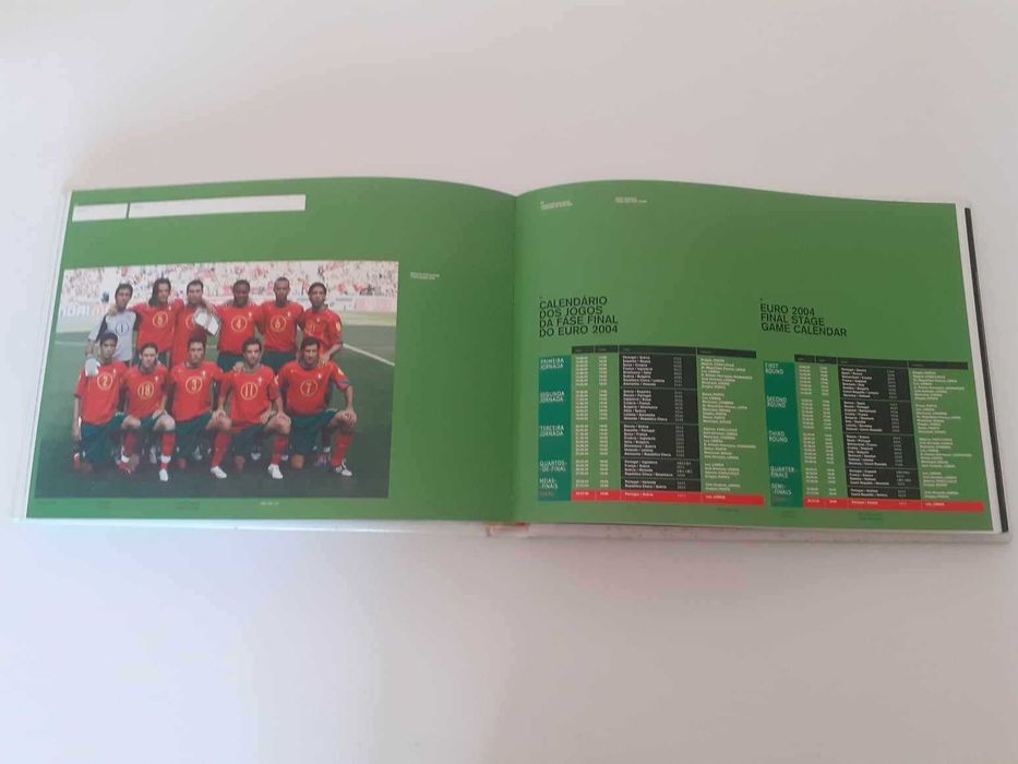 Livro Oficial do Euro2004 com CD