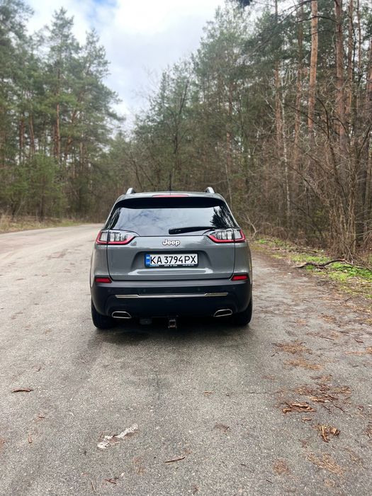 Продам Jeep Cherokee 2020 року