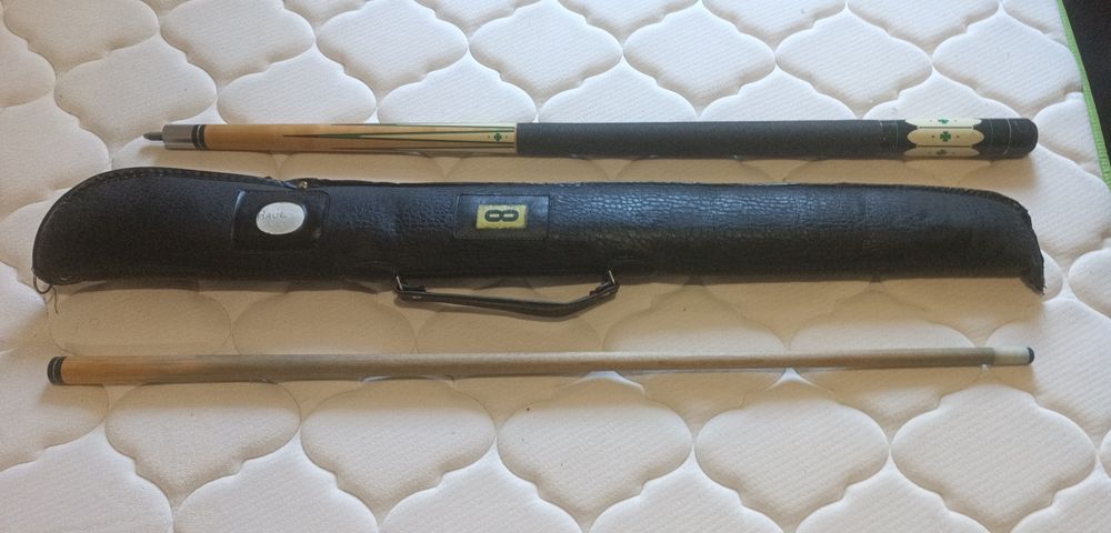 Taco de Pool com bolsa, impecável!!!