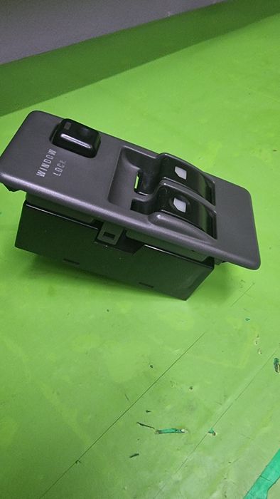 Mitsubishi pagero comando vidros