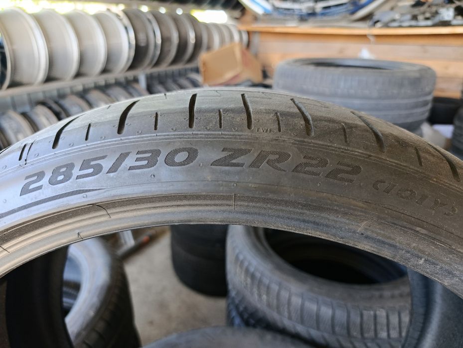 285/30 ZR22 101Y  Pirelli P Zero