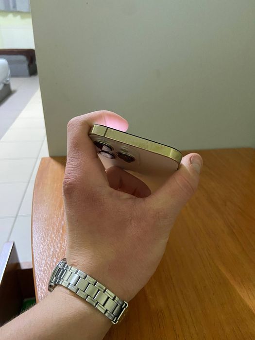 iPhone 13 pro w dobrym stanie