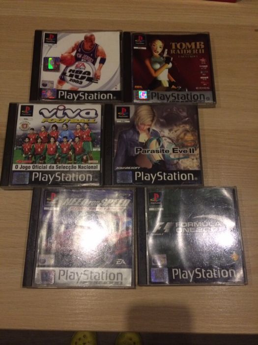 PS One + jogos + comandos