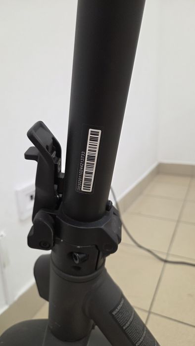 Продам свій електросамокат Mi Electric Scooter Elite GL
