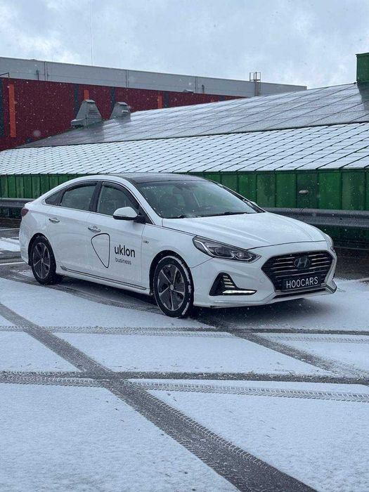 Оренда авто під таксі. Hybrid.