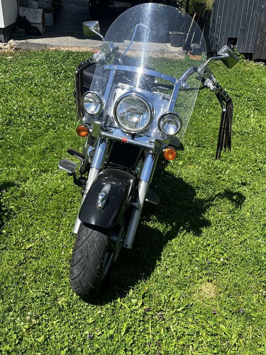 Suzuki Intruder