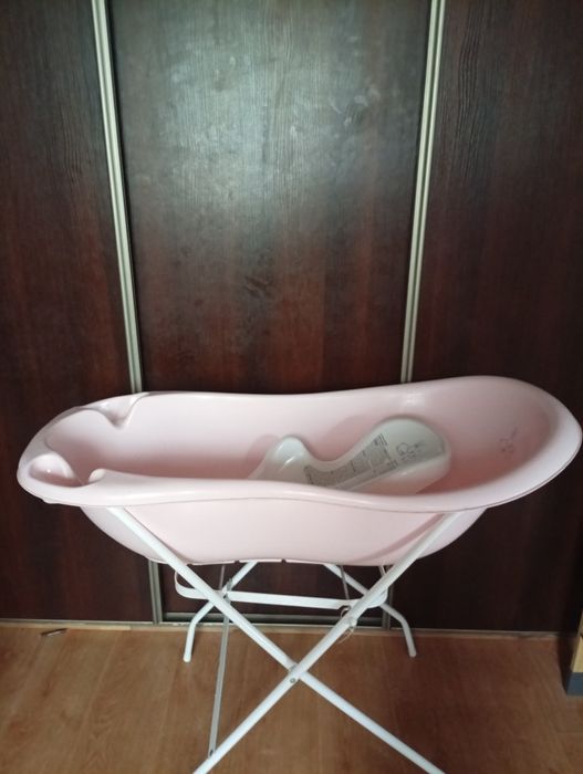 Wanienka ze stelażem