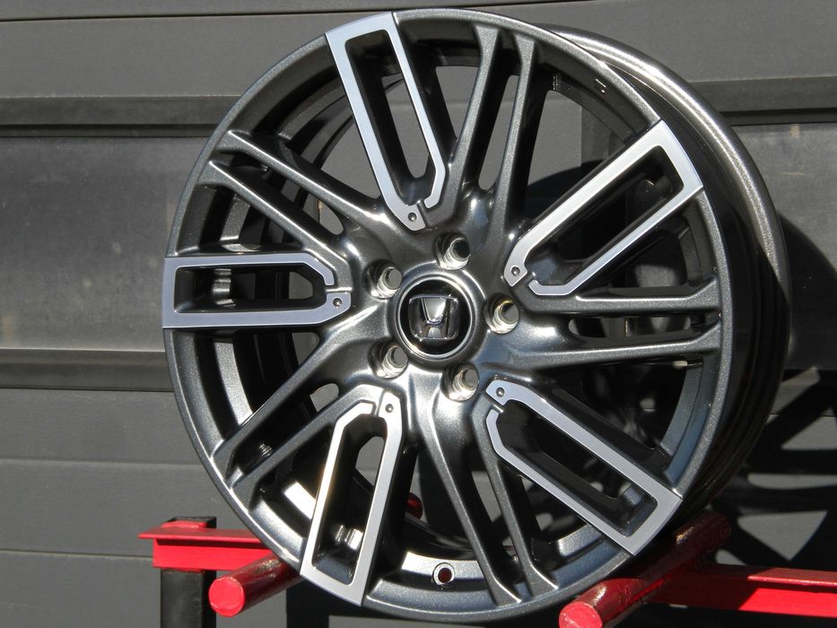 Felgi aluminiowe fabryczne 18 5x114,3 Honda HRV HR-V RU ryskitransportowe