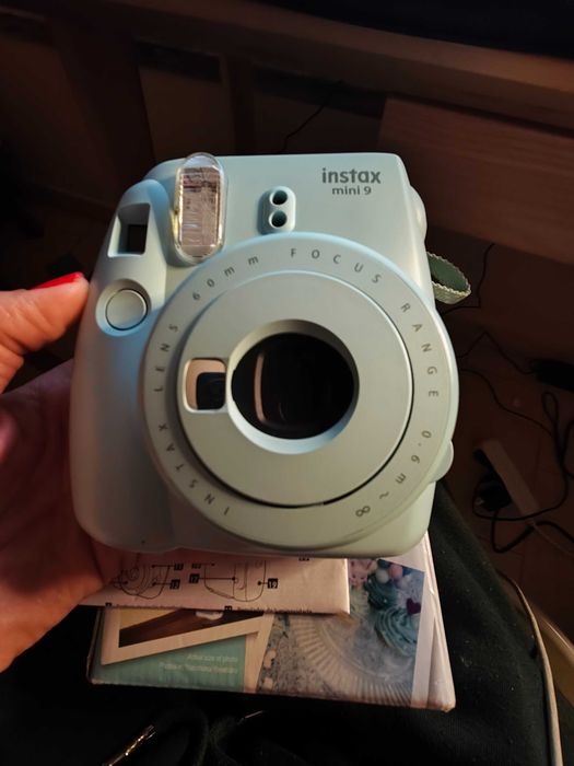 Polaroid instax Mini 9 - Como Nova