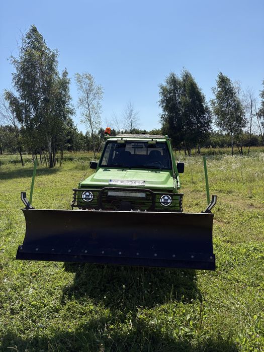 Daihatsu Rocky 4x4 Zestaw komunalny do odśnieżania pług Wyciągarka Solarka Zdrowa Rama