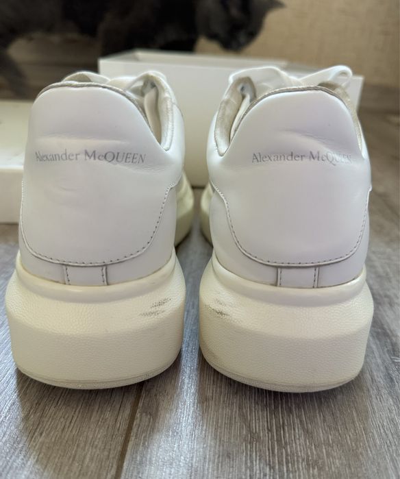 Білі кросівки/кеди Alexander McQueen оригінальні