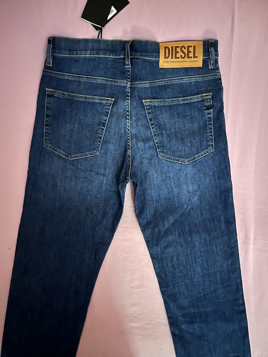 Wyprzedaż spodnie męskie Diesel.