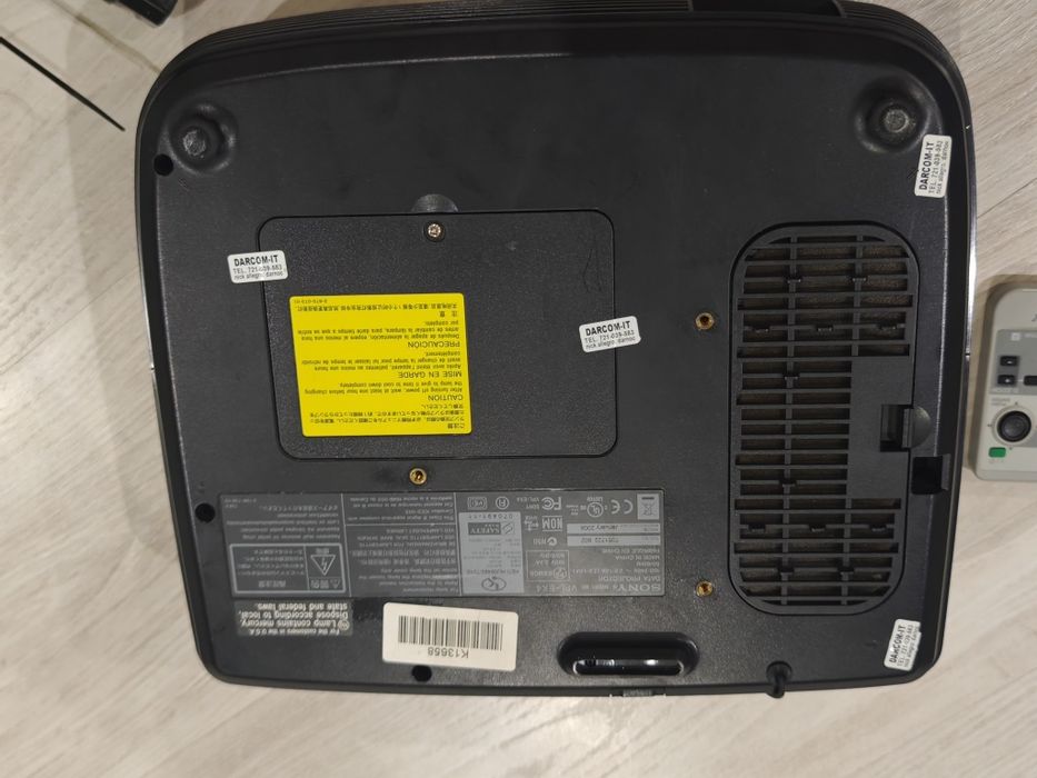 Sony VPL-EX4 projektor