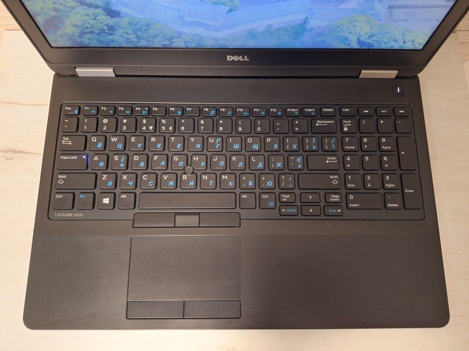 І5-6300U/8GB/m2.256GB/2+ години Dell E5570 ноутбук
