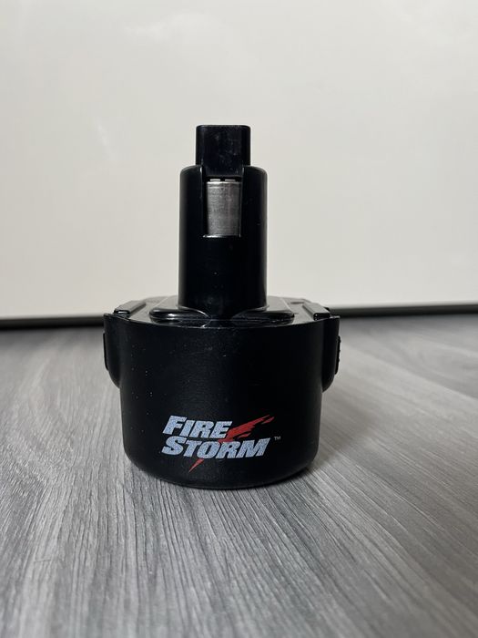 Акумулятор Black&Decker 12 v