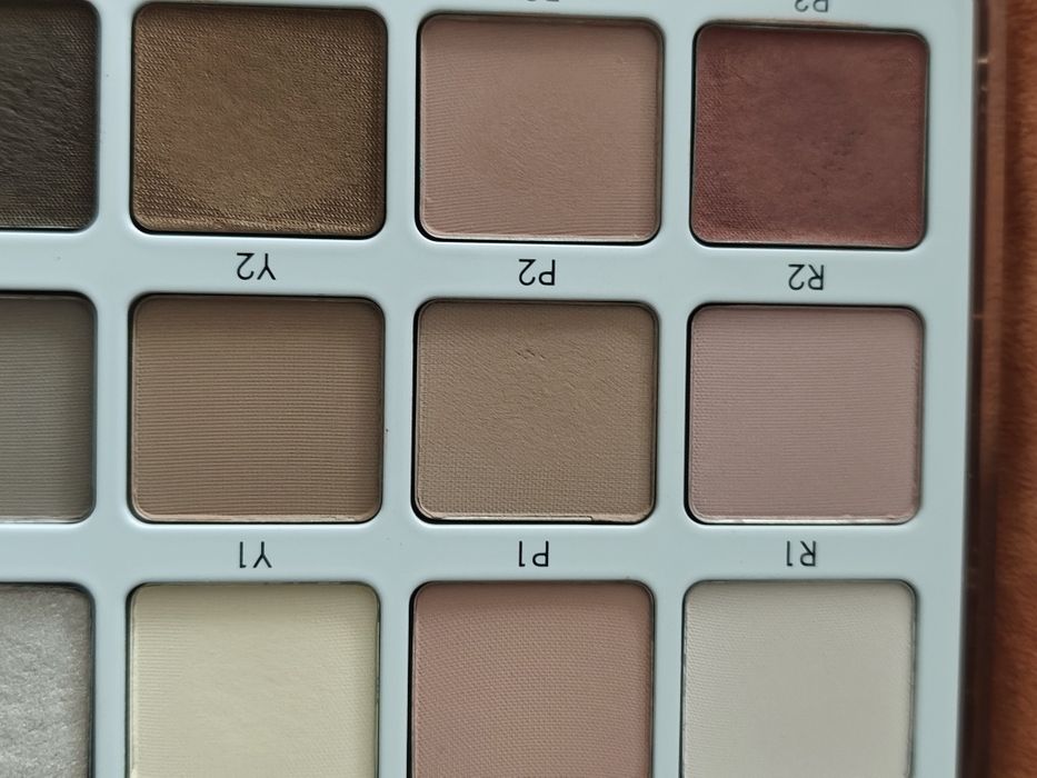Natasha Denona Eye Sculpt Texture Tone
