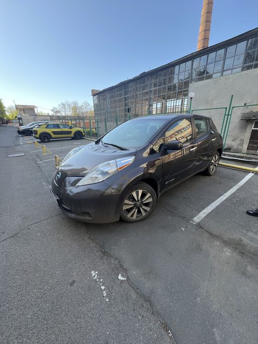 Аренда Nissan Leaf 1 и 2 поколен.Tesla;в Одессе,от 1 недели