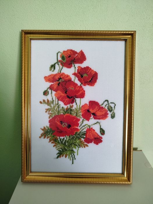 Картина вишита хрестиком.
