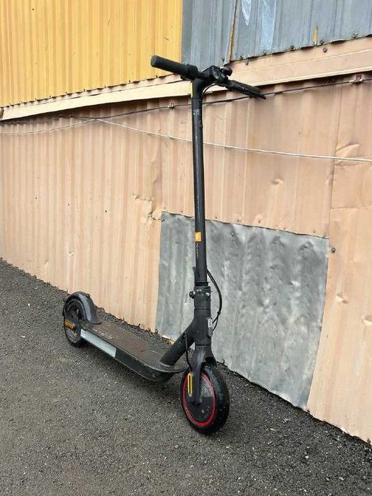 Електро самокат Xaiomi Pro2