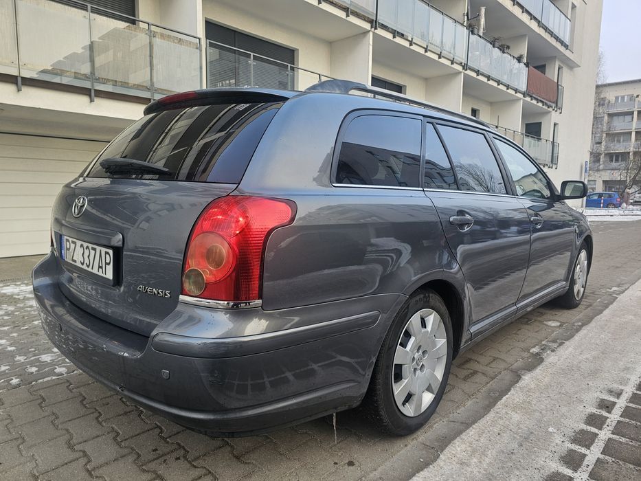 Toyota Avensis Salon Polska Benzyna 2003r Kombi