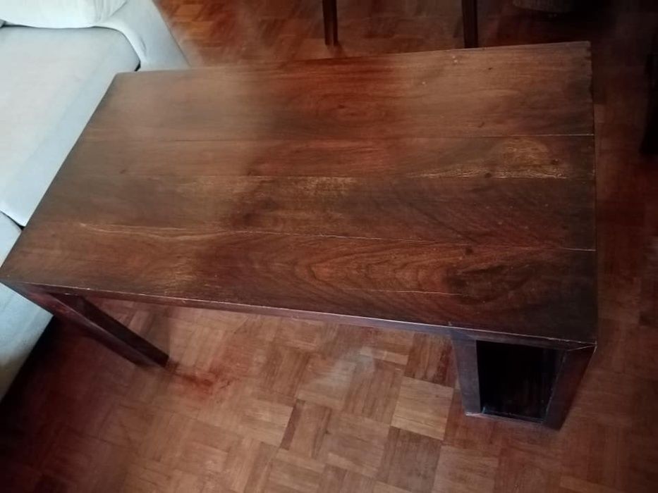 Mesa de Nogueira Maciça