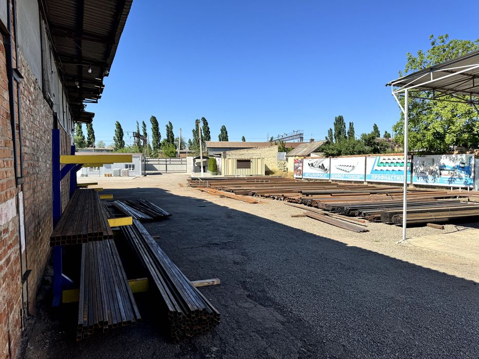 Продаж комерційно-складського комплексу,центр/0,636га/3200кв.м,