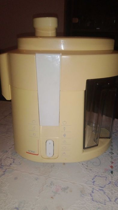 Máquina de extrair sumo