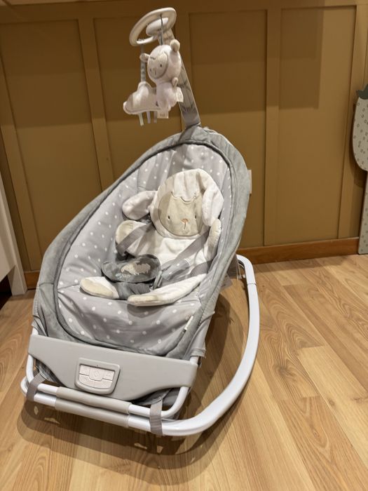 Cadeira de baloiço - espreguiçadeira bebe