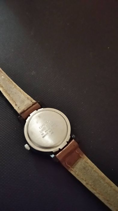 Годинник жіночий наручний Casio LQ 112 бу