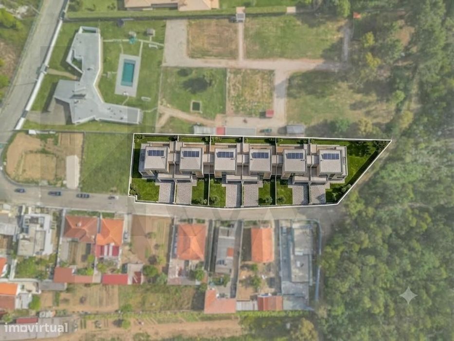TERRENO – R. Lavoura - Perosinho – Gaia – 2.810 m2