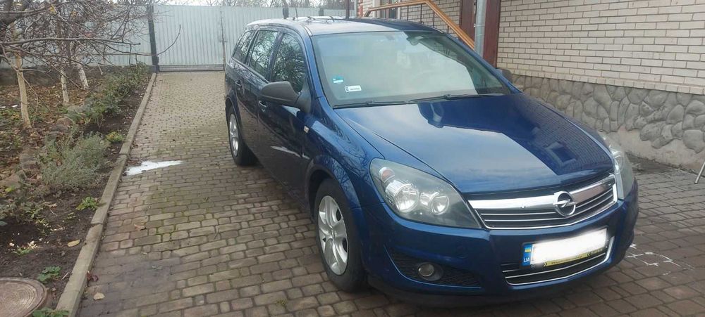 OPEL ASTRA H 1.7 CDTI 2012 року