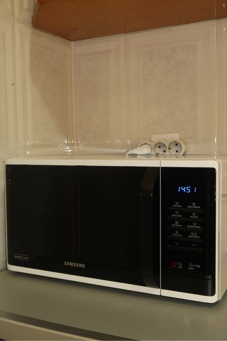 MICRO-ONDAS SAMSUNG MS23K3513AW