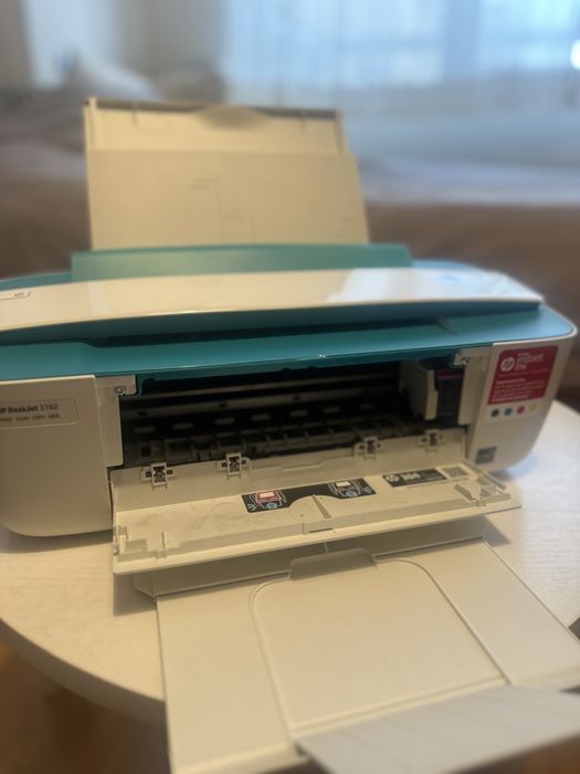 Impressora HP DeskJet 3762 - branca e azul