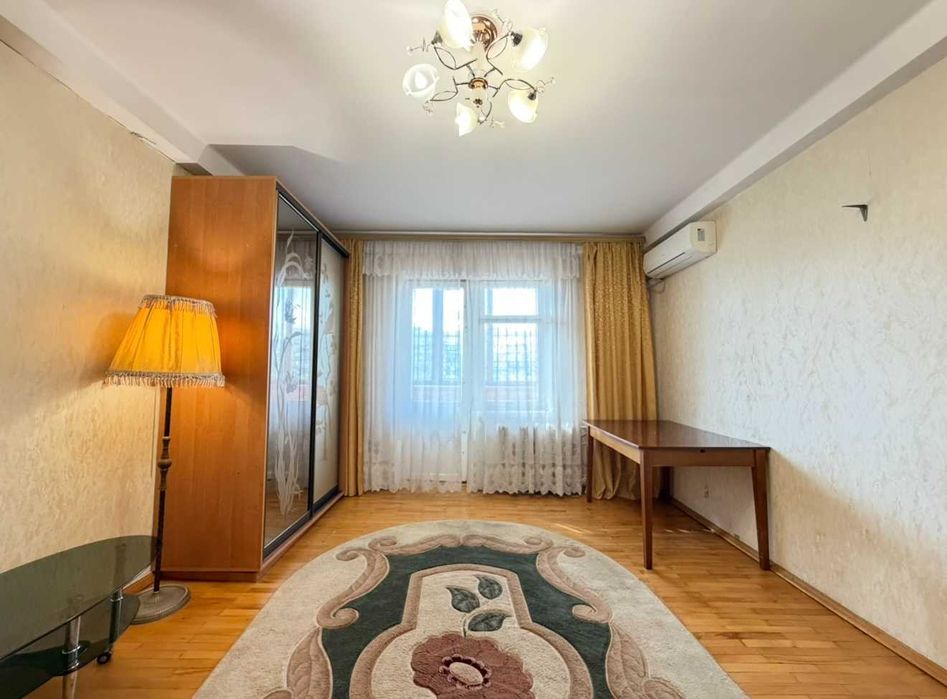 ПРОДАЖ 2 КІМНАТНОЇ КВАРТИРИ |Оболонський проспект 10,м.Оболонь 1хв пішки