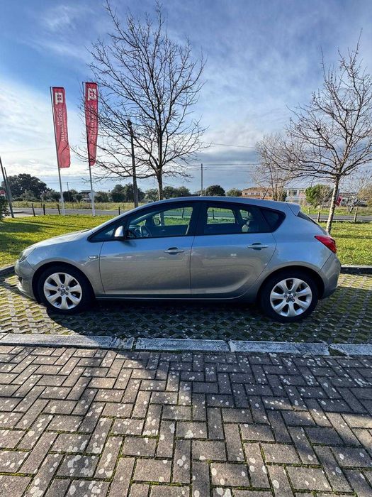 Opel Astra P-J de 2012
