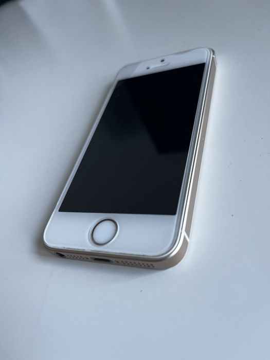 iPhone SE model A1723, kolor Gold,32 GB,pierwszy właściciel iOS 15.8.6