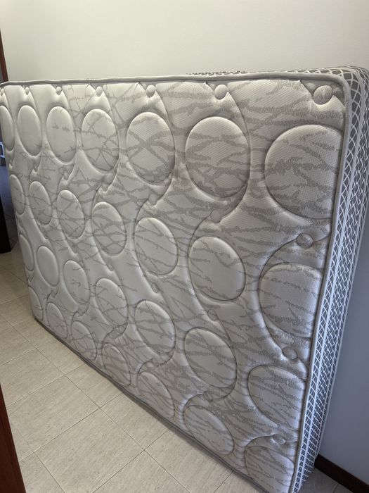 Colchão cama casal 190x150x20