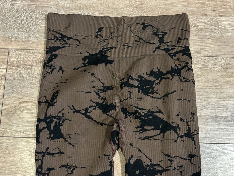 Piękne nowe legginsy push up podkreślające pośladki na siłownie L