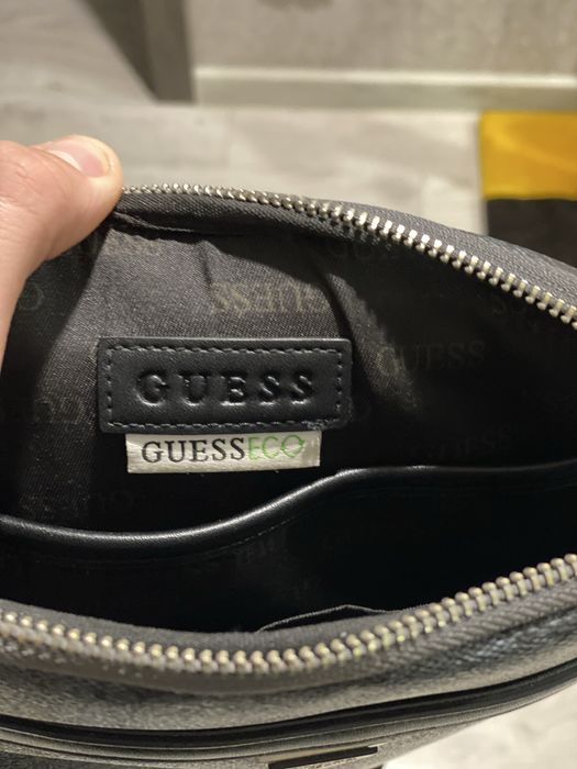 Сумка guess через плечо