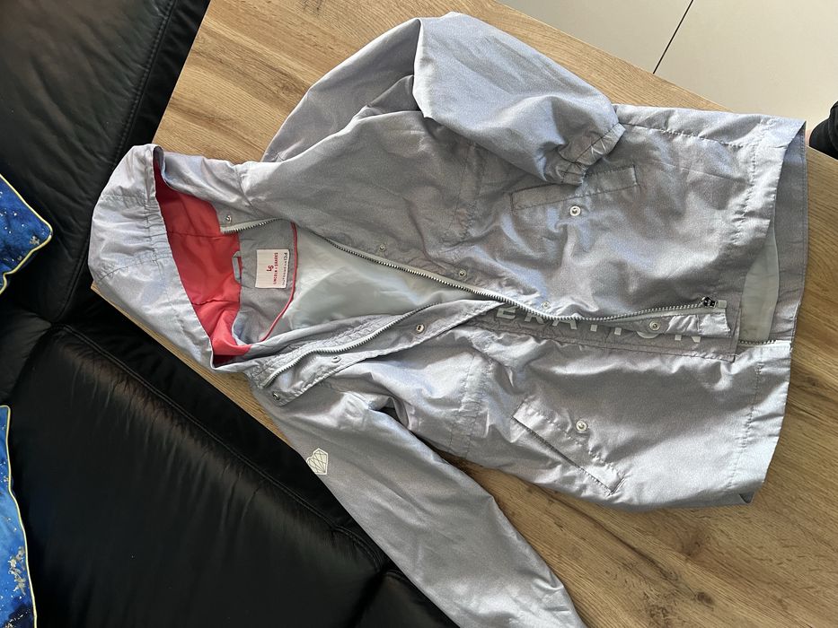 Peleryna przeciwdeszczowa kurtka plaszczyk 134 dziewczynka wiosna