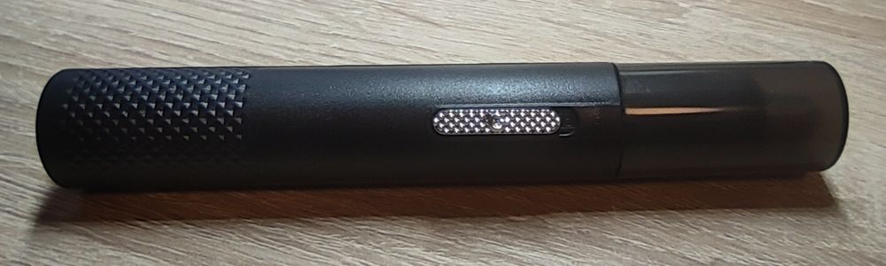 Триммер для догляду за обличчям на аккумуляторі