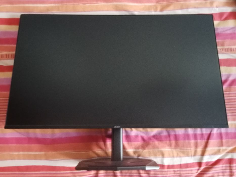 Ecrã gamer Acer novo