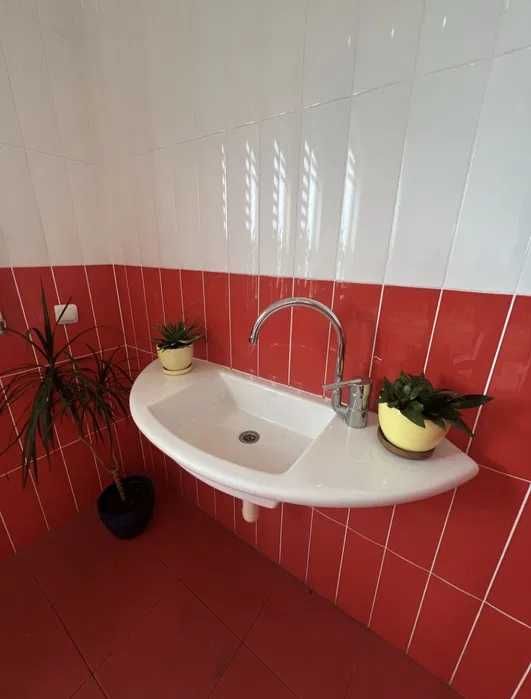 (13) Продам 2-поверховий будинок в смт.Таїрове