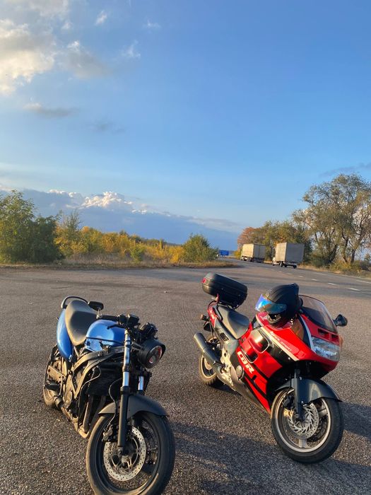 Suzuki GSX750F katana