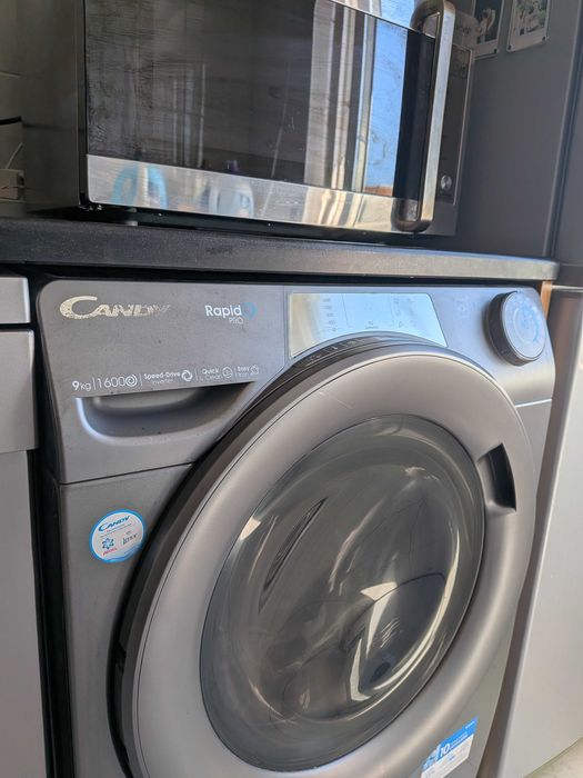 Máquina de Lavar Roupa Cinzenta CANDY 9KG