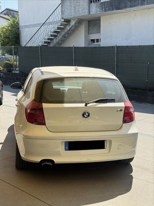 BMW 118D 2009 c/ Garantia